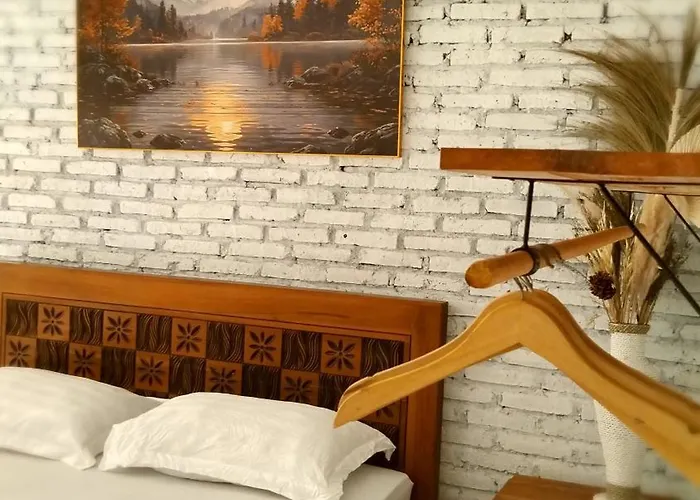 Hostal Jungle House - Surf & Pulukan